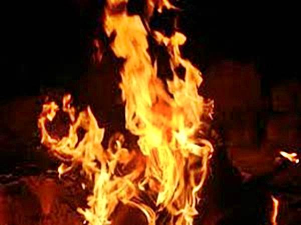 12peoplekilledinmassivefireinsahibabadfactory